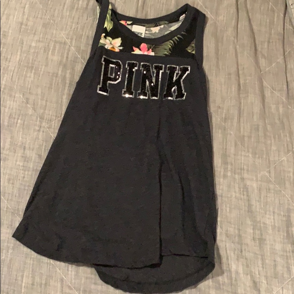 🌺 VS PINK TANK TOP 🌺